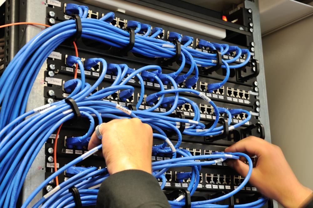 Data Center cable management solutions