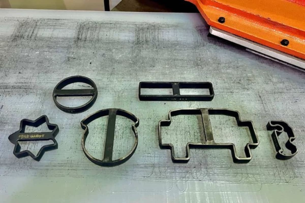 How to use die cut machine