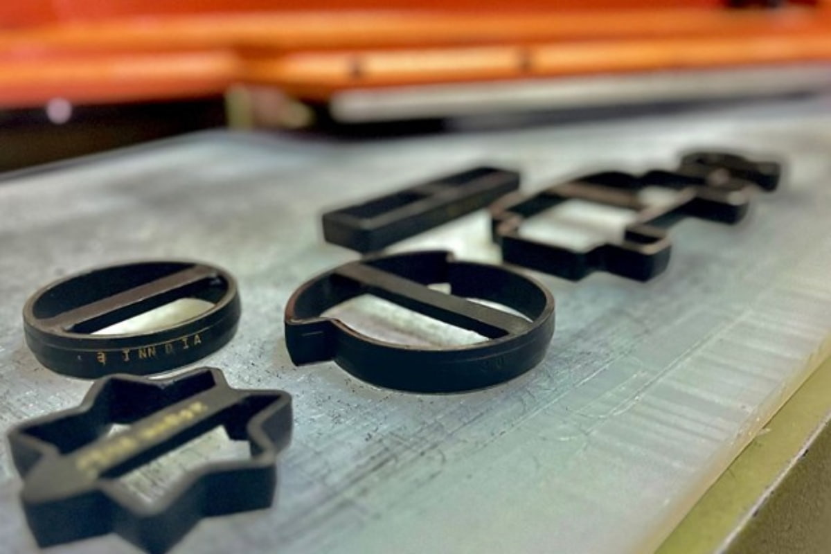 How to use a die cut